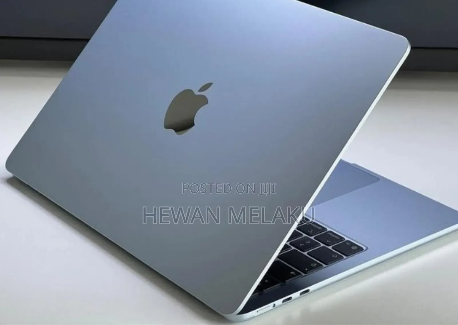 New Laptop Apple MacBook Air 2025 M4 15-inch 16GB Apple M4 SSD 256GB