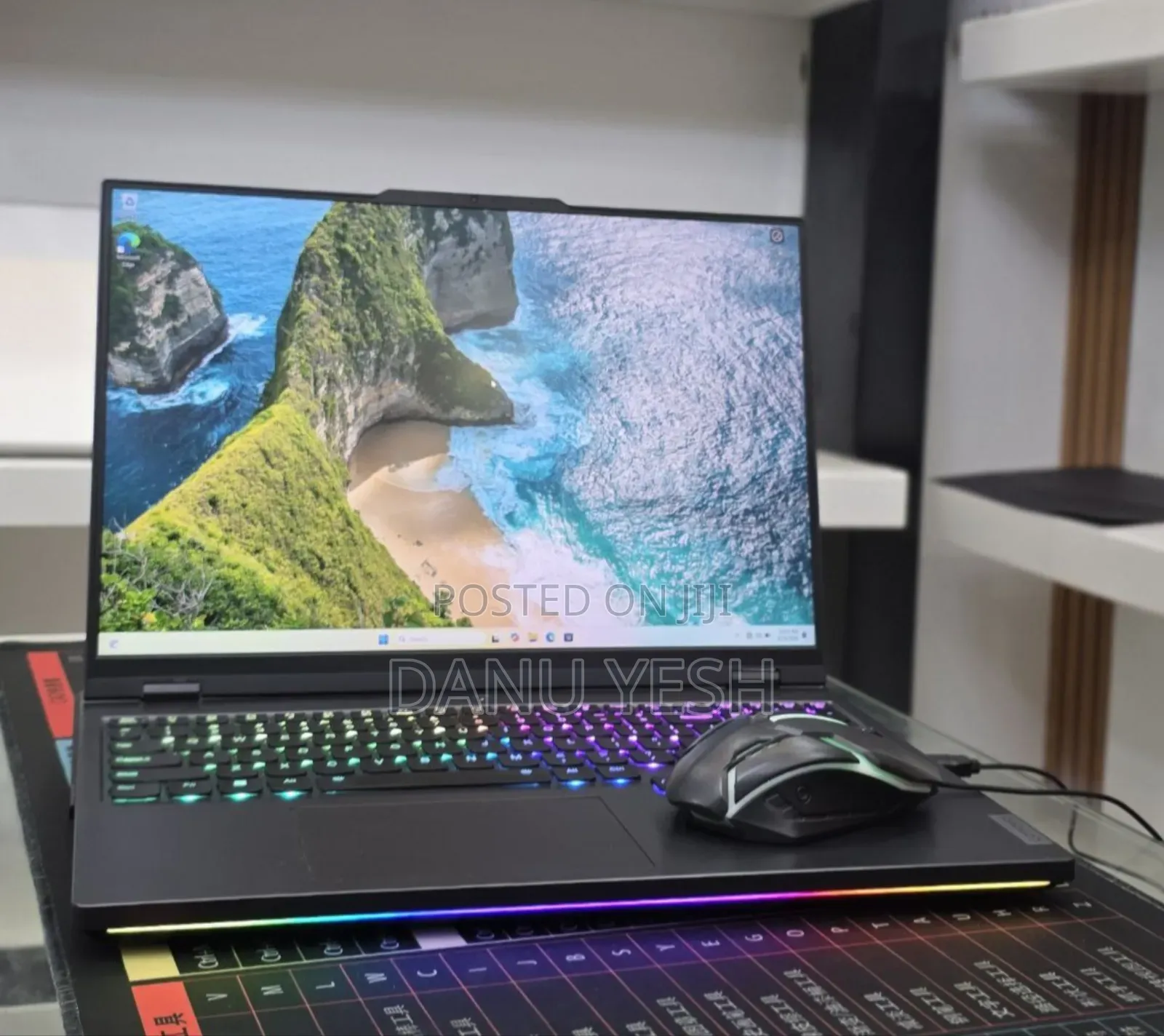 New Laptop Lenovo Legion Pro 7 48GB Intel Core i9 SSD 1T