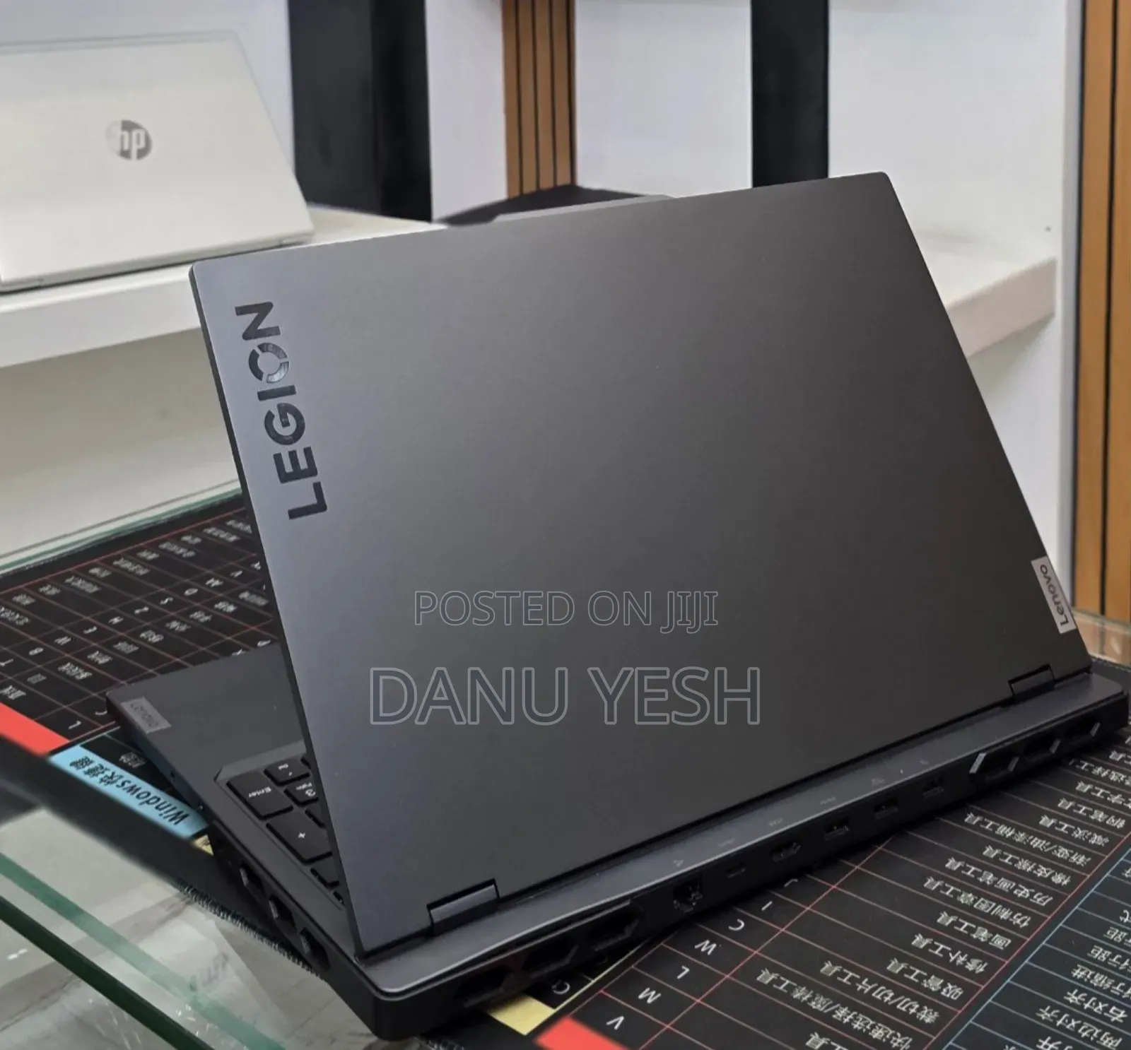 New Laptop Lenovo Legion Pro 7 48GB Intel Core i9 SSD 1T