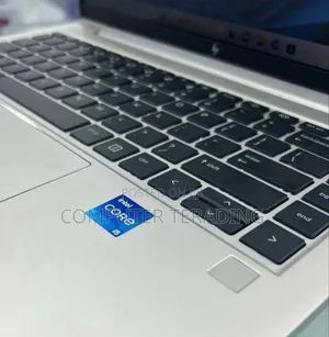 New Laptop HP EliteBook 830 G8 16GB Intel Core i5 SSD 512GB