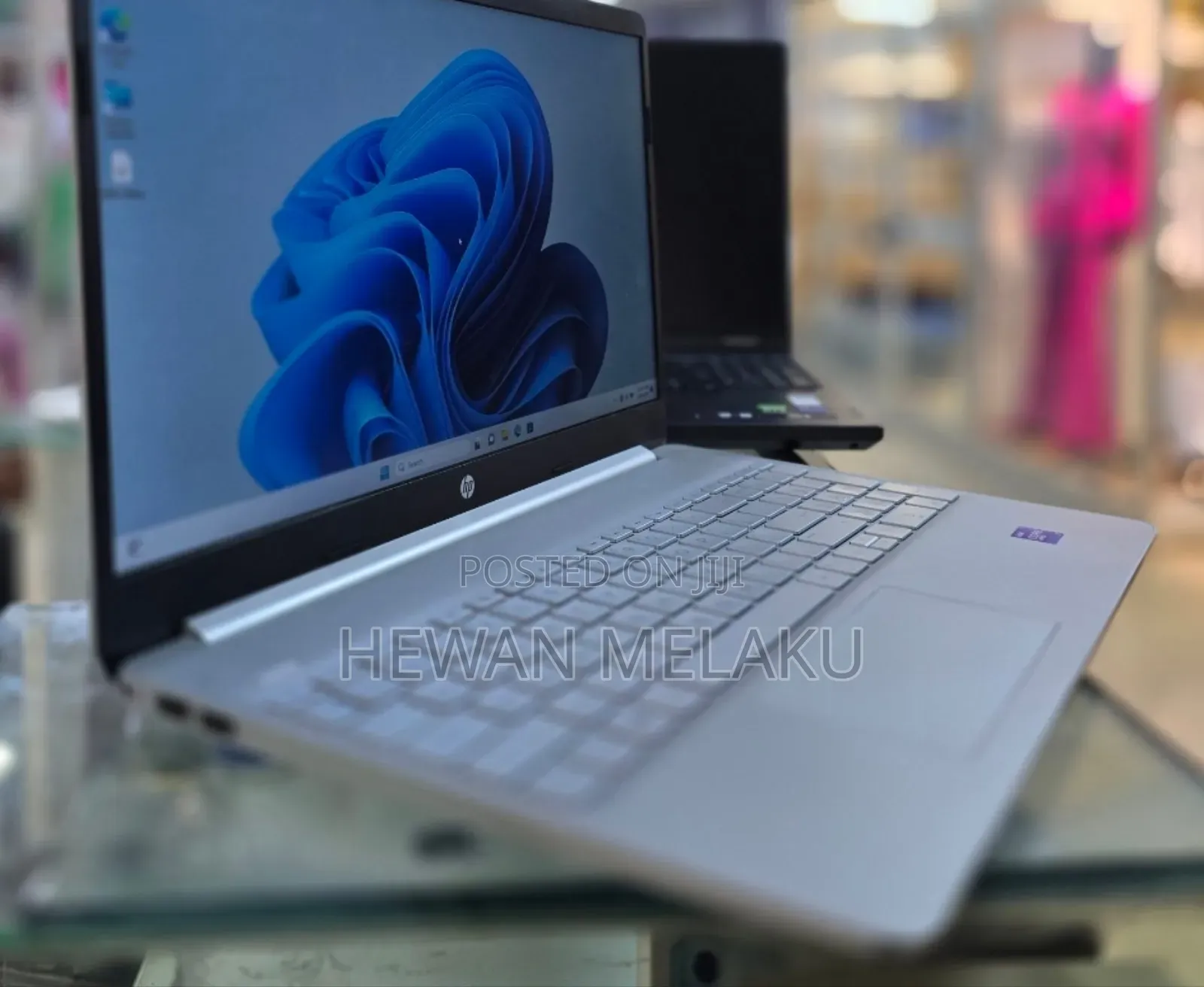 New Laptop HP Stream Notebook 8GB Intel Core i7 SSD 512GB