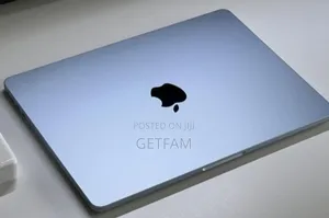 New Laptop Apple MacBook Air 2025 M4 15-inch 16GB Apple M4 SSD 256GB