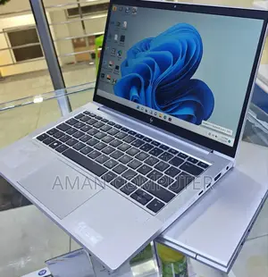 New Laptop HP EliteBook 830 G8 8GB Intel Core i5 SSD 512GB