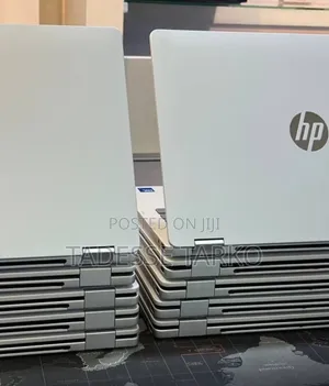 New Laptop HP OmniBook 5 14" 16GB Intel Core 7 SSD 512GB