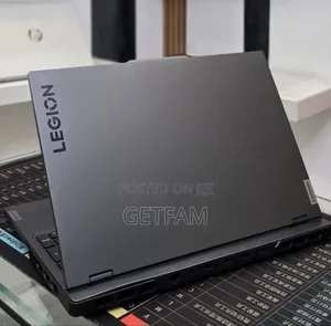New Laptop Lenovo Legion Pro 7 16GB Intel Core i9 SSD 1T