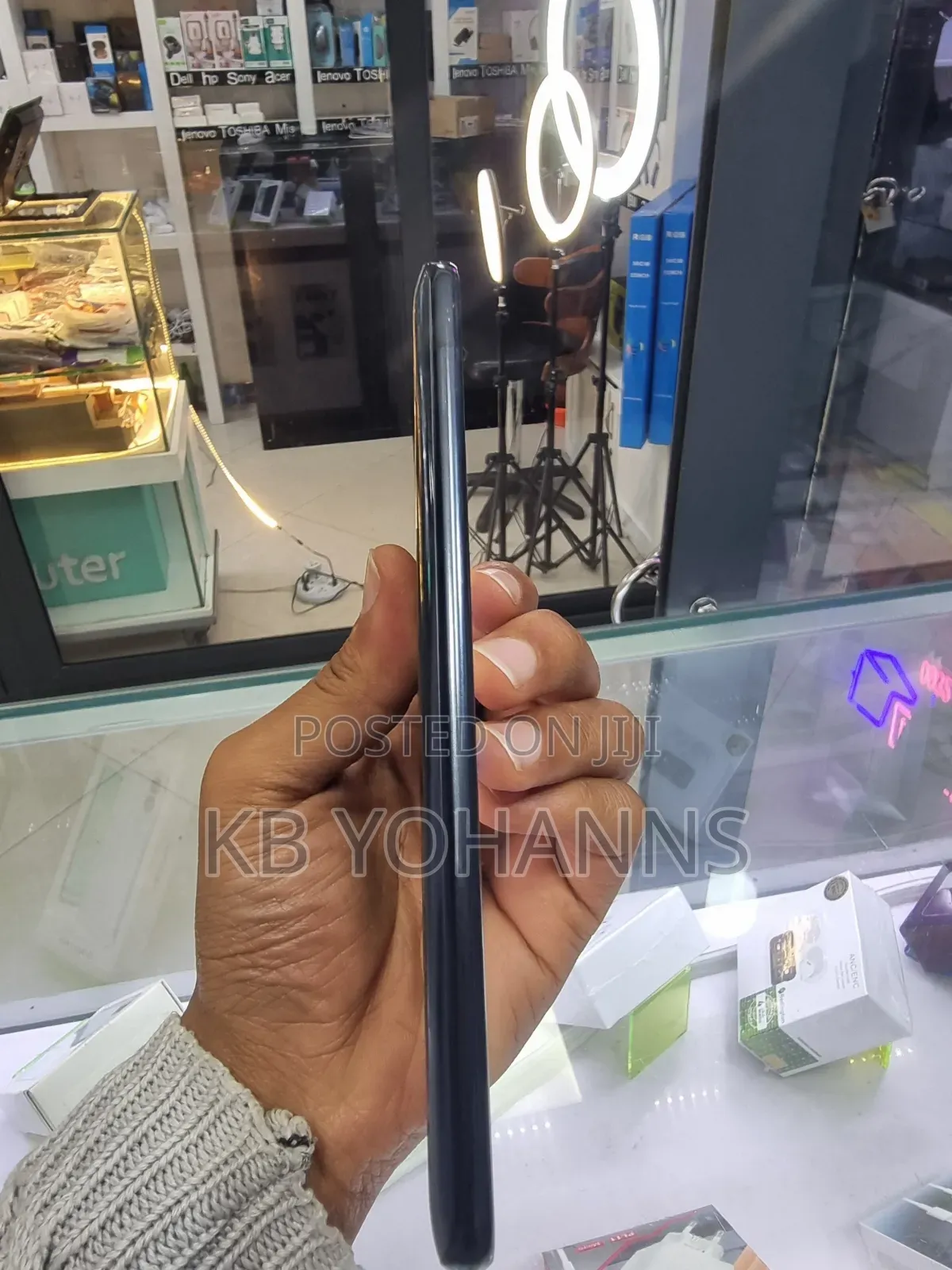 New Samsung Galaxy A51 5G 128 GB Black