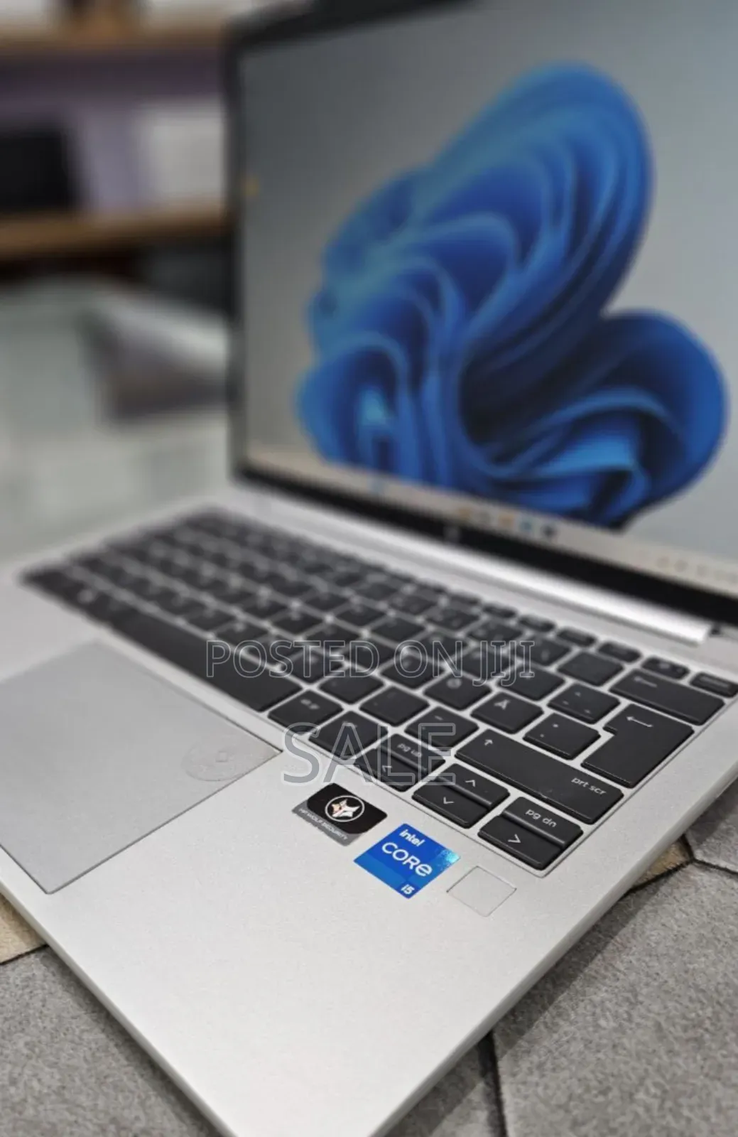 New Laptop HP EliteBook 830 G9 16GB Intel Core i5 SSD 512GB