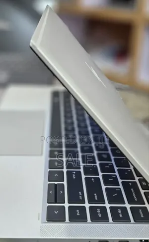 New Laptop HP EliteBook 830 G9 16GB Intel Core i5 SSD 512GB