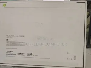 New Laptop Apple MacBook Pro M1 16GB AMD A10 SSD 1T