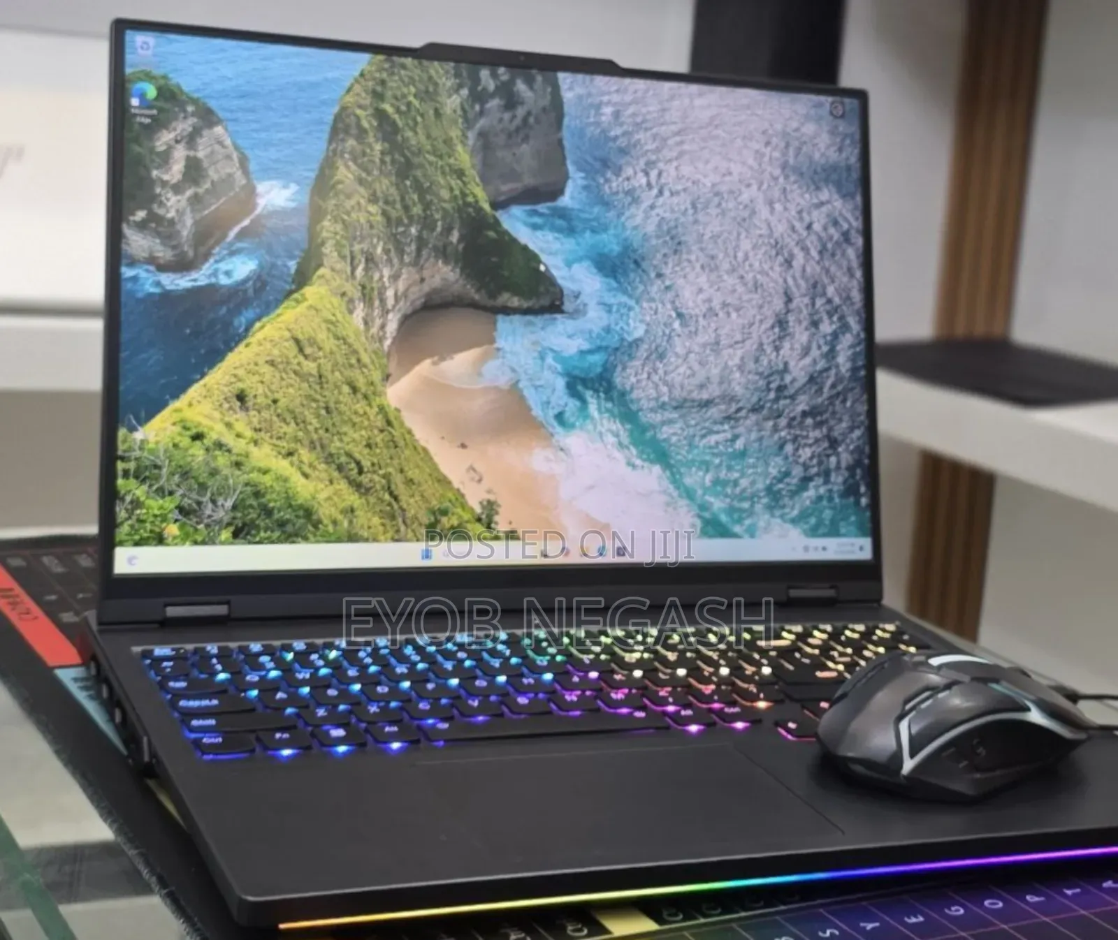 New Laptop Lenovo Legion Pro 7 48GB Intel Core i9 SSD 1T