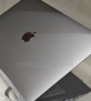 New Laptop Apple MacBook Pro M1 16GB AMD A8 SSD 256GB