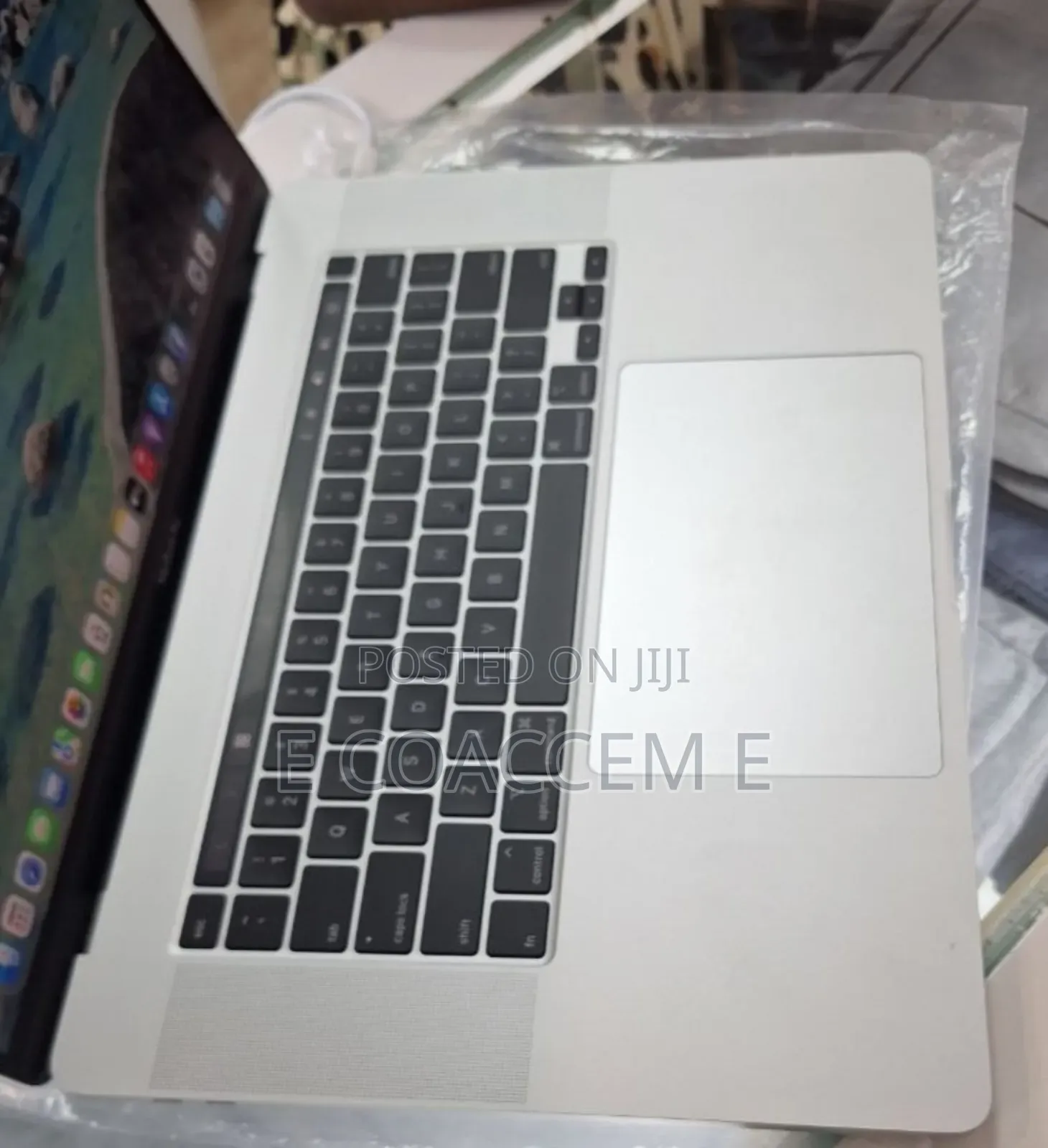 New Laptop Apple MacBook 64GB Intel Core i9 SSD 1T