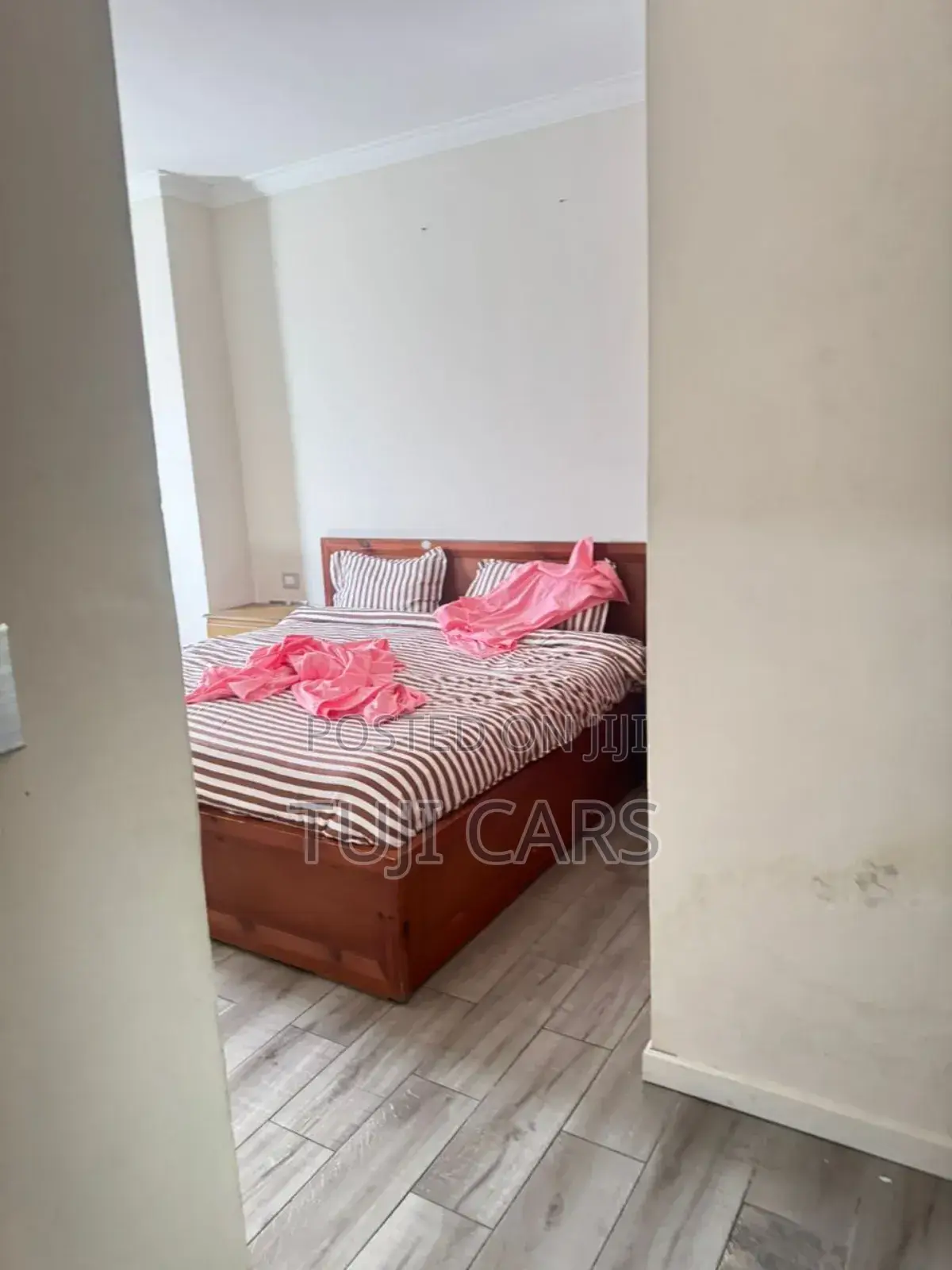 Furnished 2bdrm Apartment in New Realstete, Bole for rent