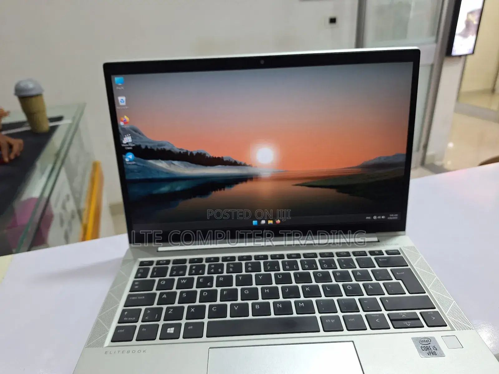 New Laptop HP EliteBook 830 G7 16GB Intel Core i5 SSD 512GB