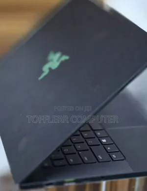 New Laptop Razer Blade 16GB Intel Core i7 SSD 512GB