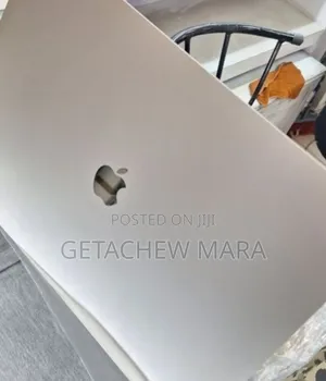 New Laptop Apple MacBook Air 2025 M4 13-inch 64GB Intel Core i9 SSD 1T