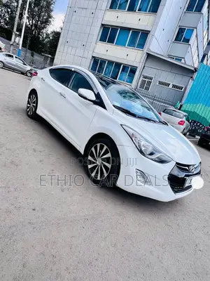 Hyundai Avante 2012 White