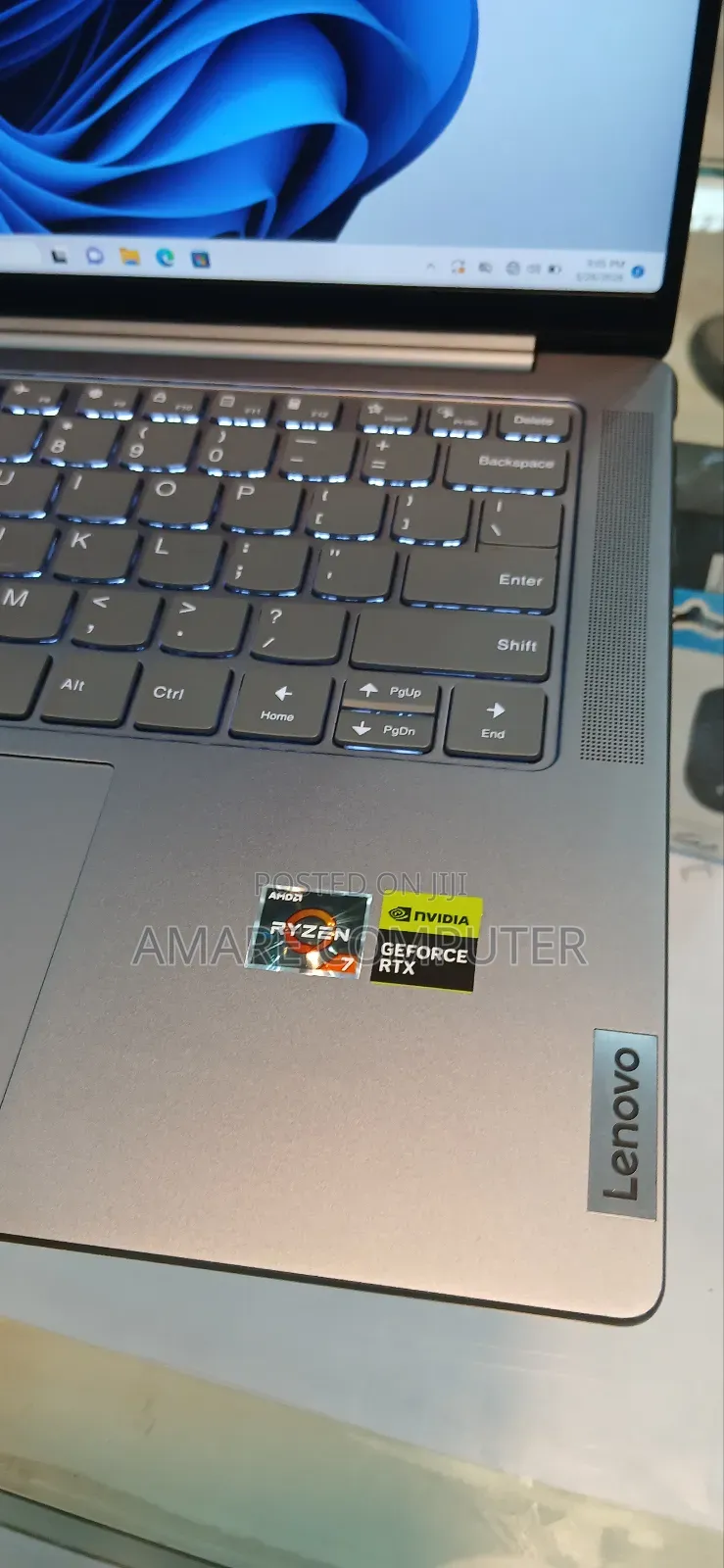 New Laptop Lenovo Yoga 710 16GB AMD Ryzen 7 SSD 512GB
