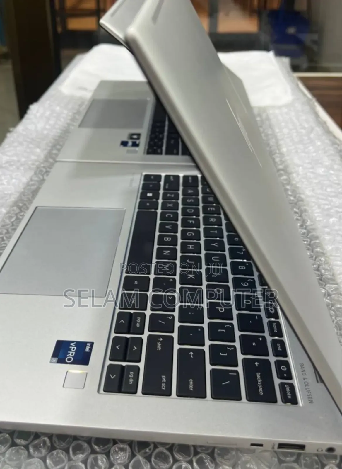 New Laptop HP EliteBook 840 G9 16GB Intel Core i5 SSD 1T