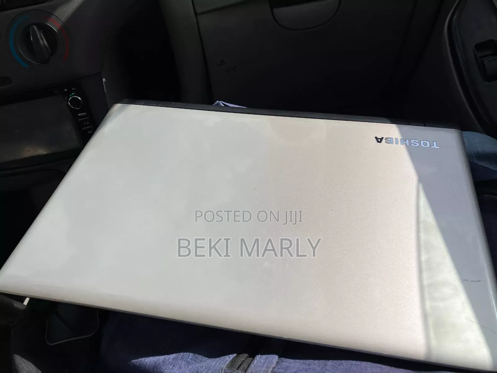 Laptop Toshiba Satellite C55 4GB Intel Core i3 HDD 500GB