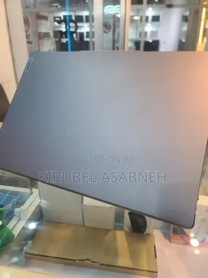 New Laptop Lenovo 16GB AMD Ryzen 7 SSD 512GB