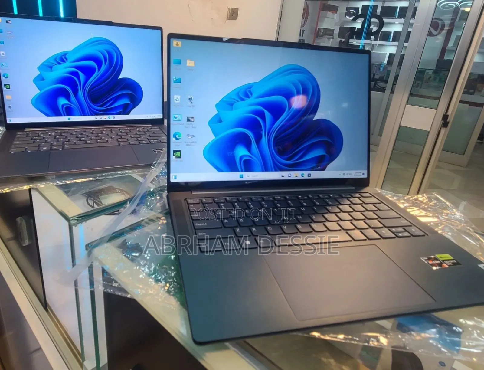 New Laptop Lenovo 16GB AMD Ryzen 7 SSD 512GB