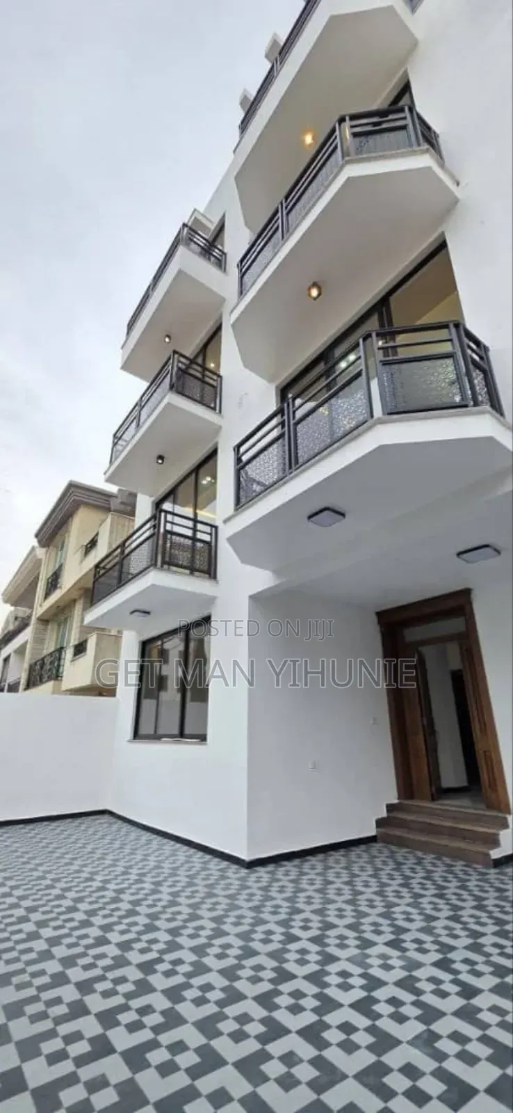 Furnished 6bdrm House in Bole for sale