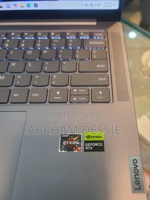 New Laptop Lenovo 16GB AMD Ryzen 7 SSD 512GB