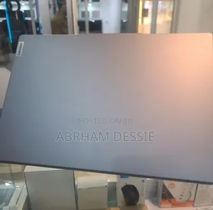 New Laptop Lenovo 16GB AMD Ryzen 7 SSD 512GB
