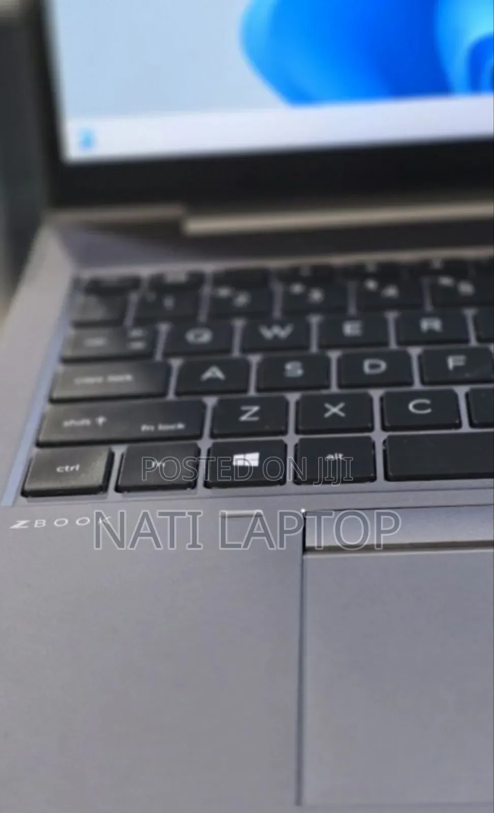 New Laptop HP ZBook Firefly G8 16GB Intel Core i7 SSD 512GB