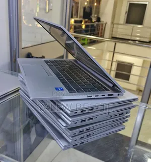 New Laptop HP EliteBook 830 G8 16GB Intel Core i5 SSD 512GB