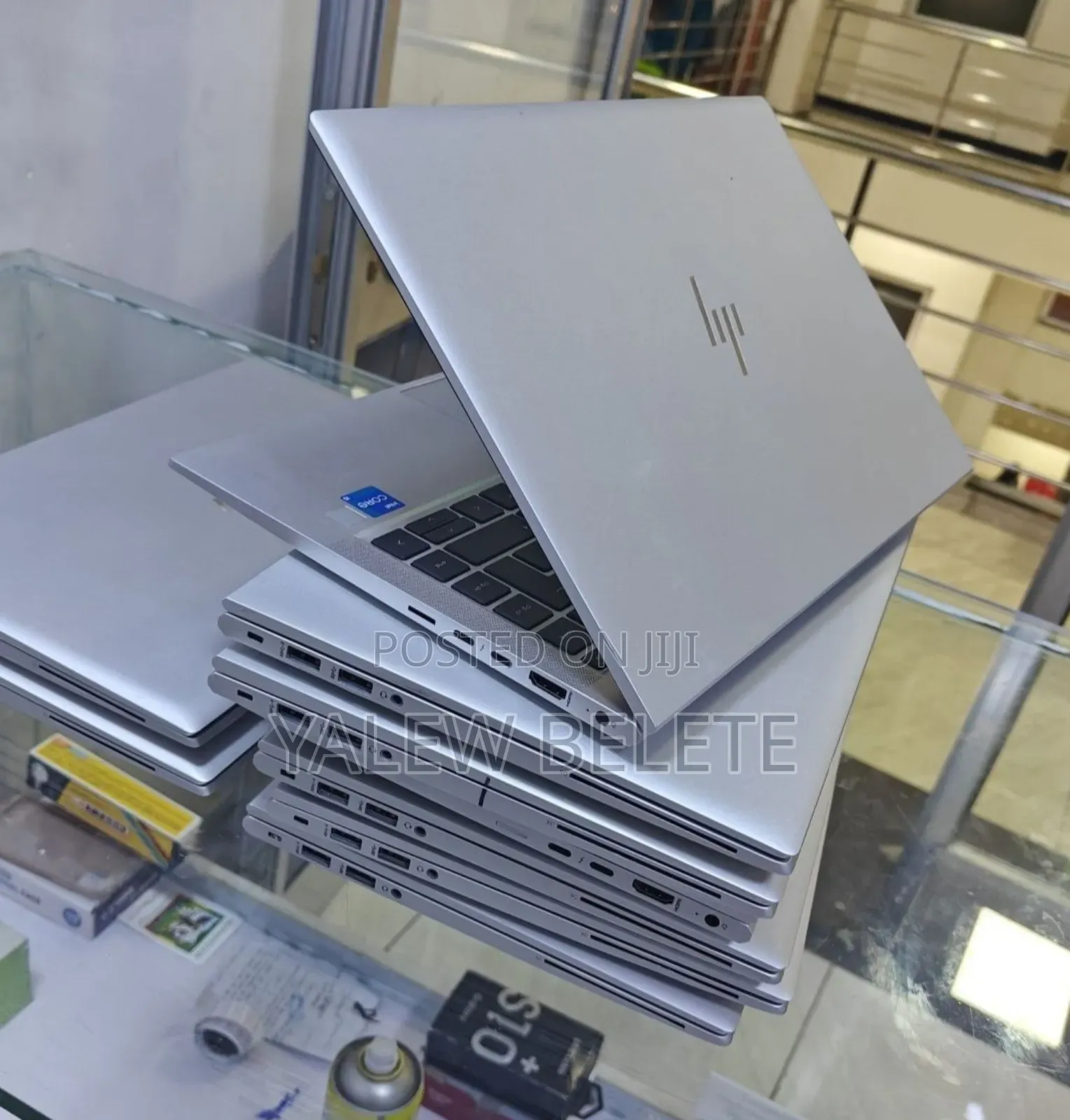 New Laptop HP EliteBook 830 G8 16GB Intel Core i5 SSD 512GB