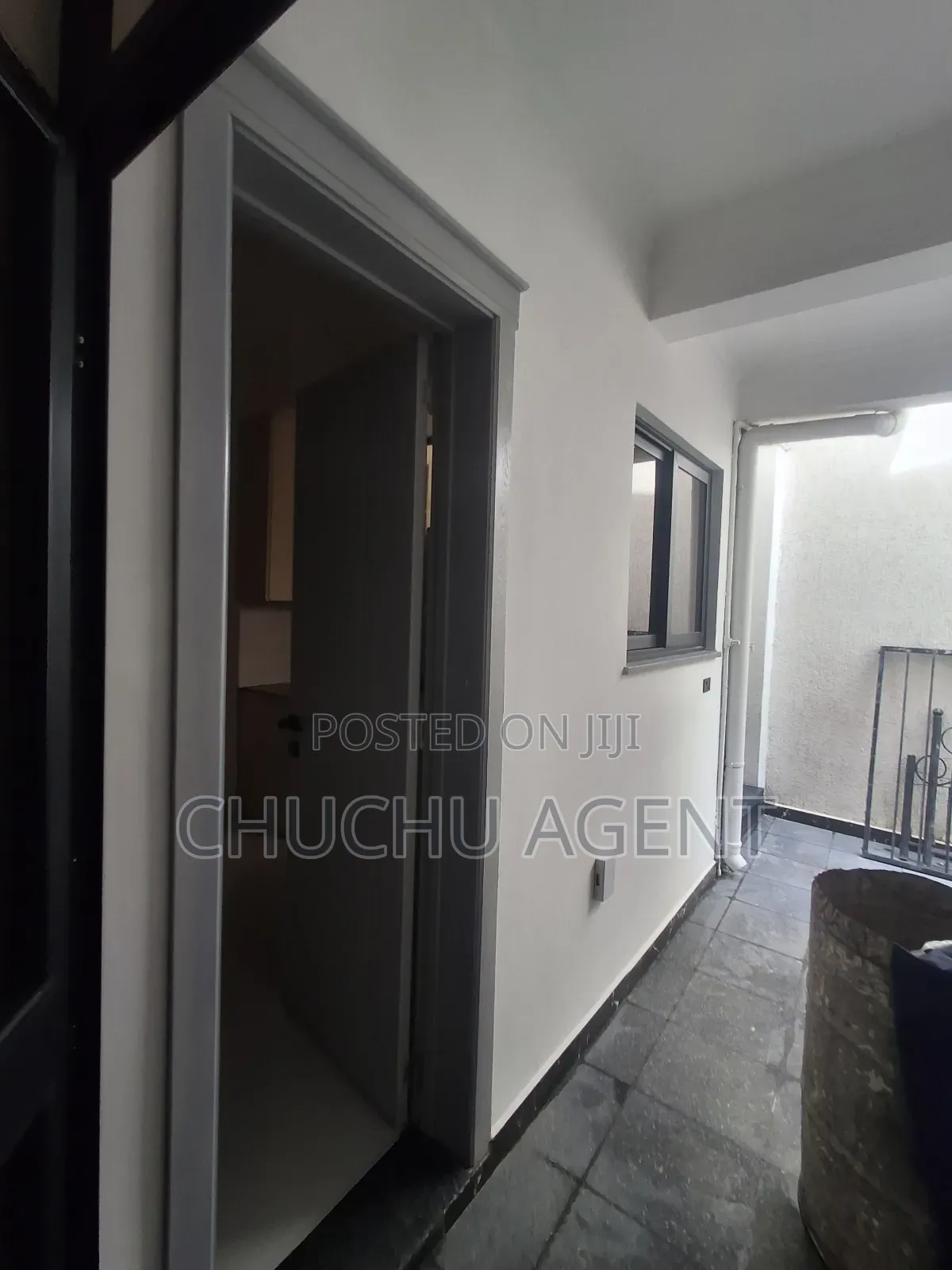 5bdrm House in Bole for sale