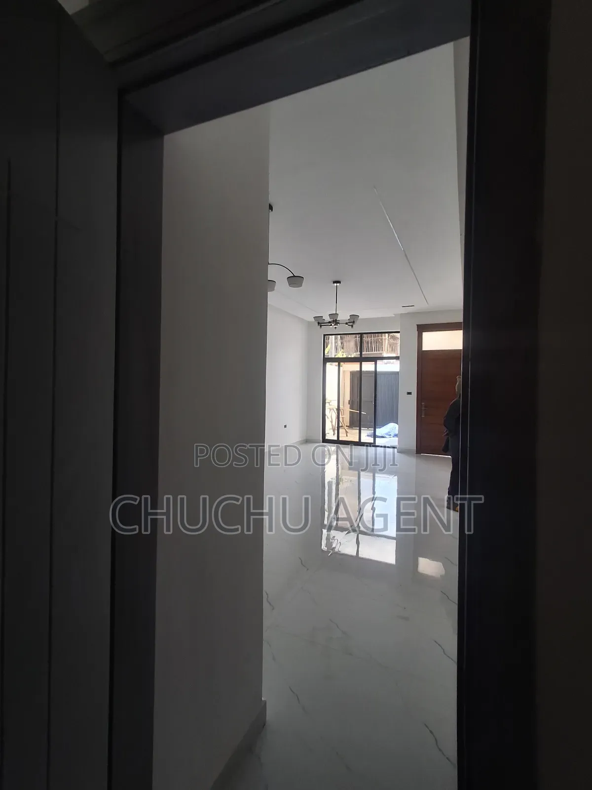 5bdrm House in Bole for sale