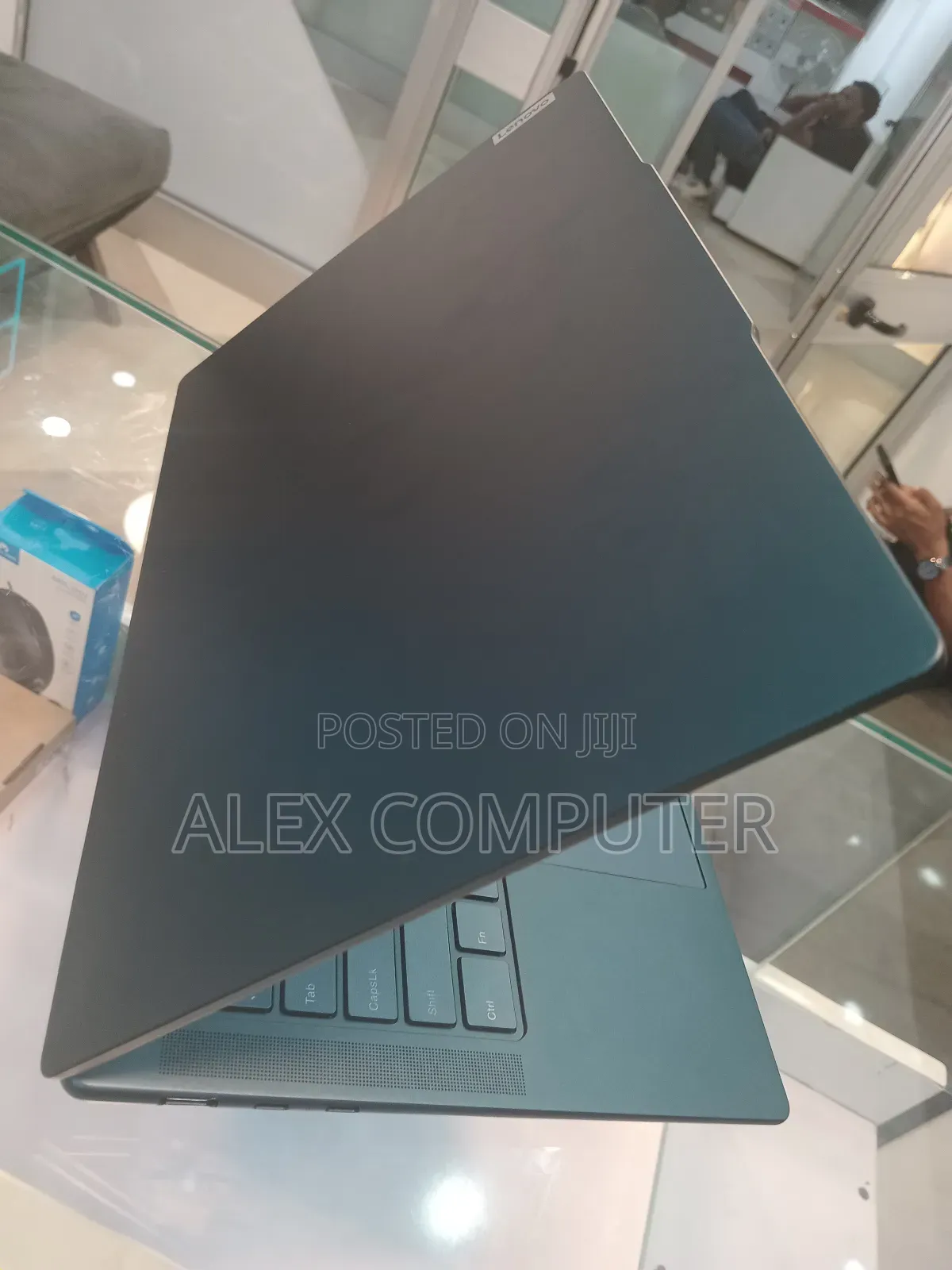 New Laptop Lenovo 16GB AMD Ryzen 7 SSD 512GB