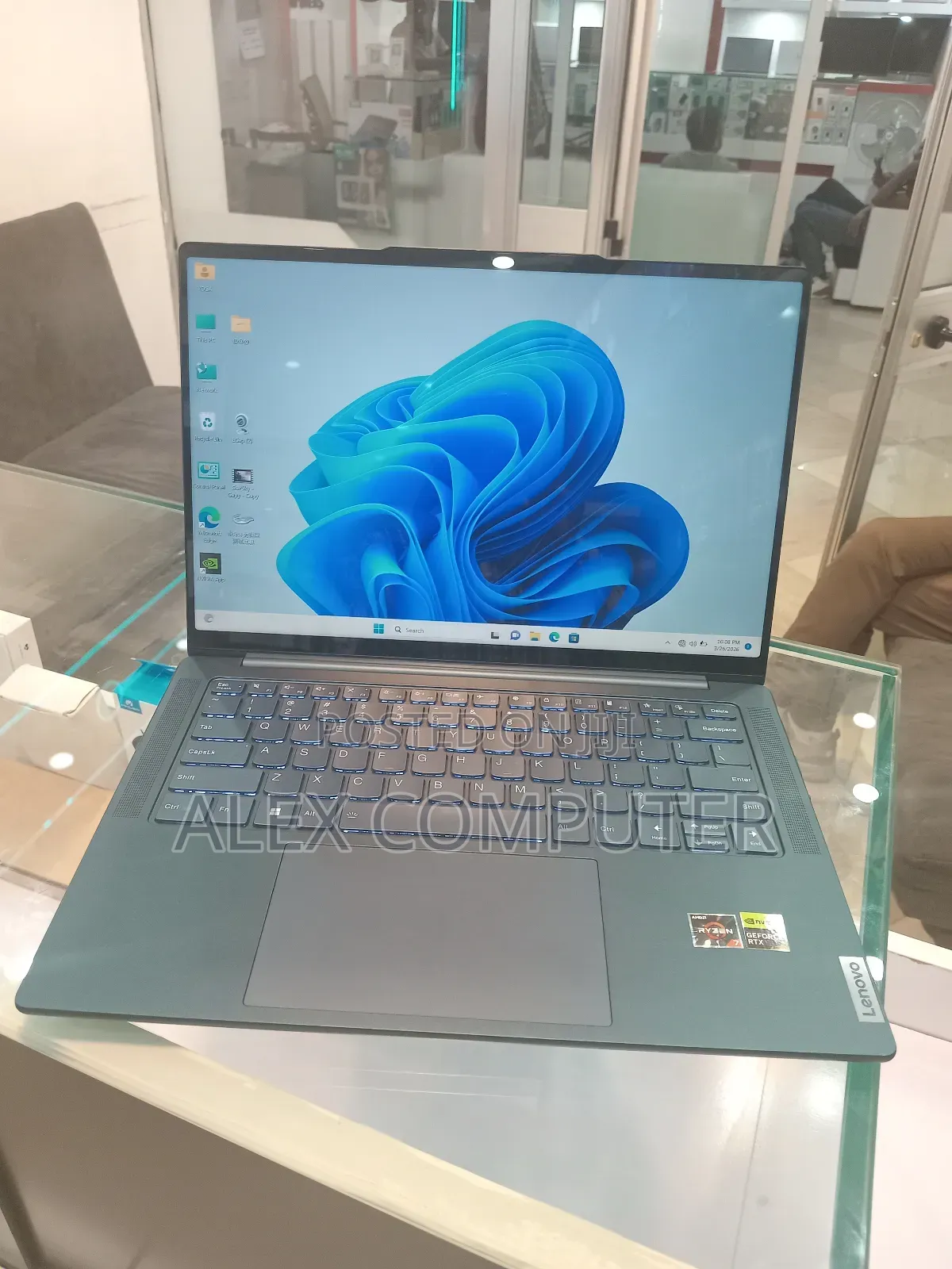 New Laptop Lenovo 16GB AMD Ryzen 7 SSD 512GB