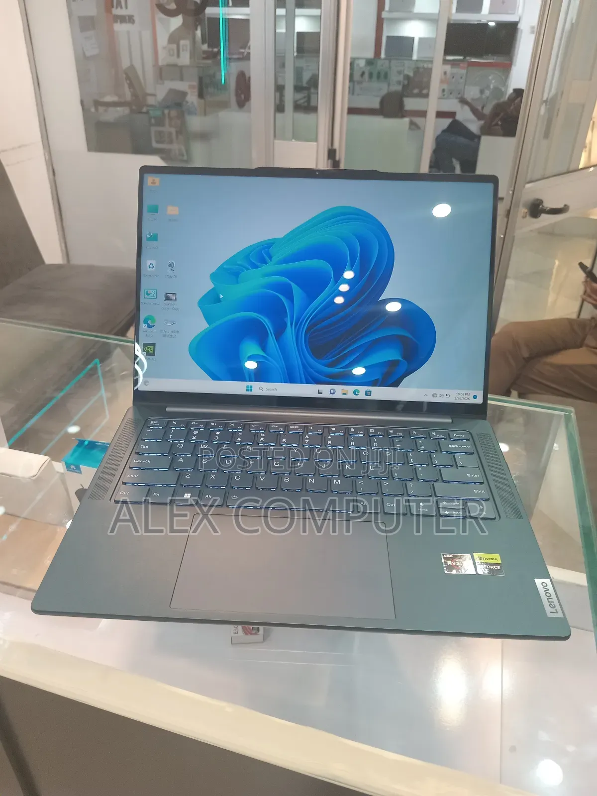 New Laptop Lenovo 16GB AMD Ryzen 7 SSD 512GB
