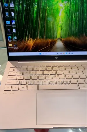 New Laptop HP Pavilion 14 16GB Intel Core i7 SSD 1T