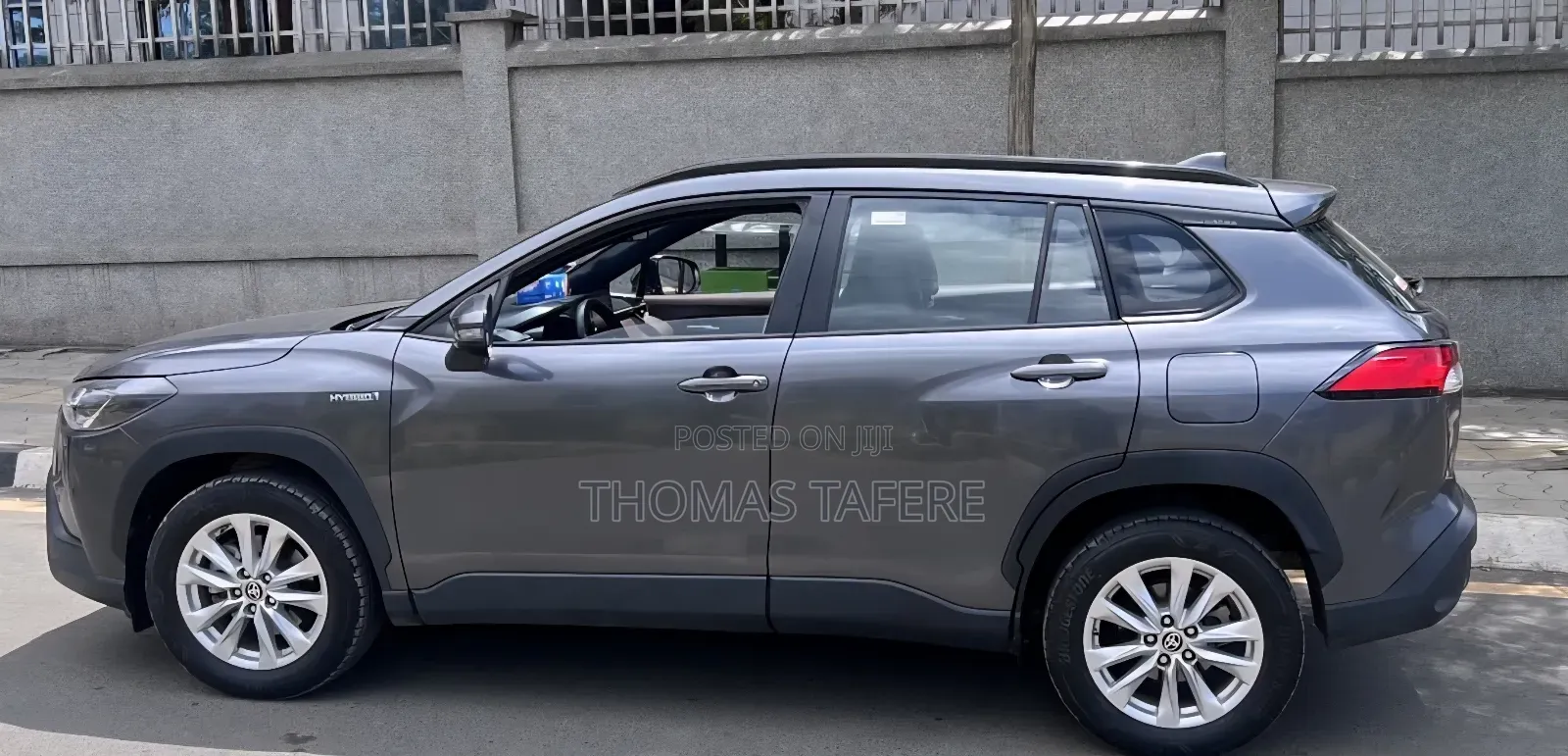 Toyota Corolla Cross Hybrid 2023 Gray