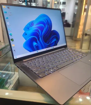 New Laptop Lenovo Yoga 7 15ITL5 16GB AMD Ryzen 7 SSD 512GB