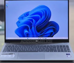 New Laptop HP Pavilion 15 8GB Intel Core Ultra 5 SSD 512GB