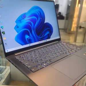 New Laptop Lenovo 16GB AMD Ryzen 7 SSD 512GB