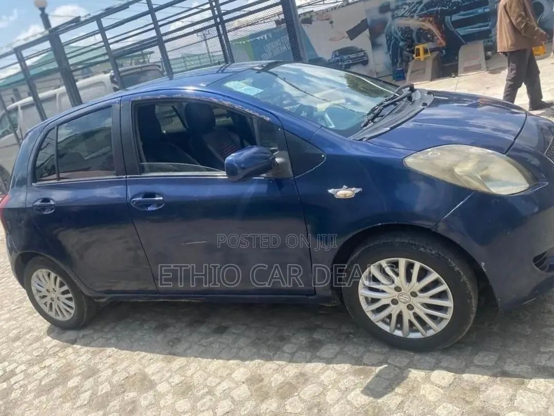 Toyota Yaris 1.0 C 2005 Blue