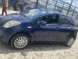 Toyota Yaris 1.0 C 2005 Blue