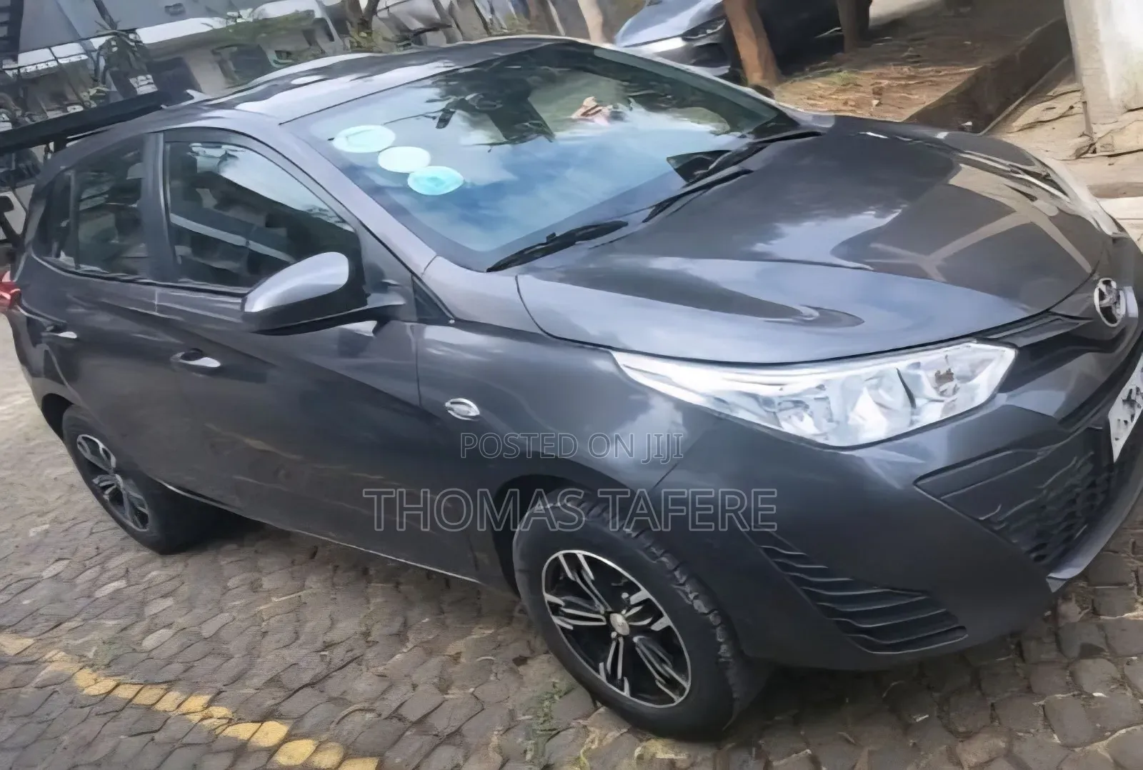 Toyota Yaris 2019 Gray
