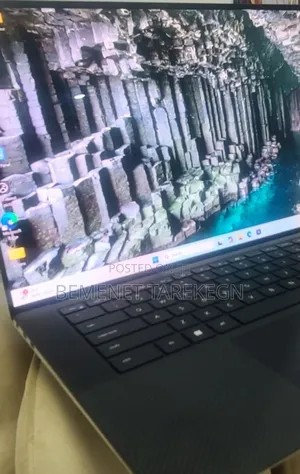 New Laptop Dell XPS 15 16GB Intel Core i7 SSD 512GB
