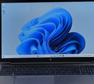 New Laptop HP 16GB Intel Core i7 SSD 512GB