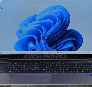 New Laptop HP 16GB Intel Core i7 SSD 512GB