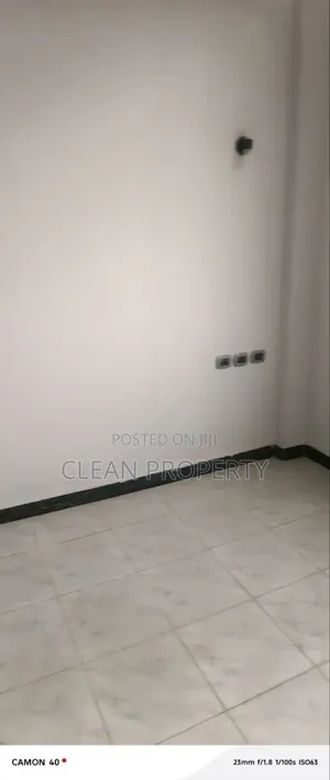 2bdrm House in Clean Property, Bole for rent