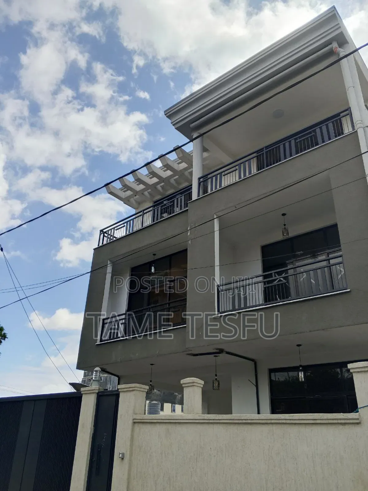 Furnished 8bdrm House in ላምበርት, Bole for sale